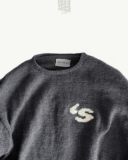 [Season 1 Exclusive Item] Hand-knitted Sweater